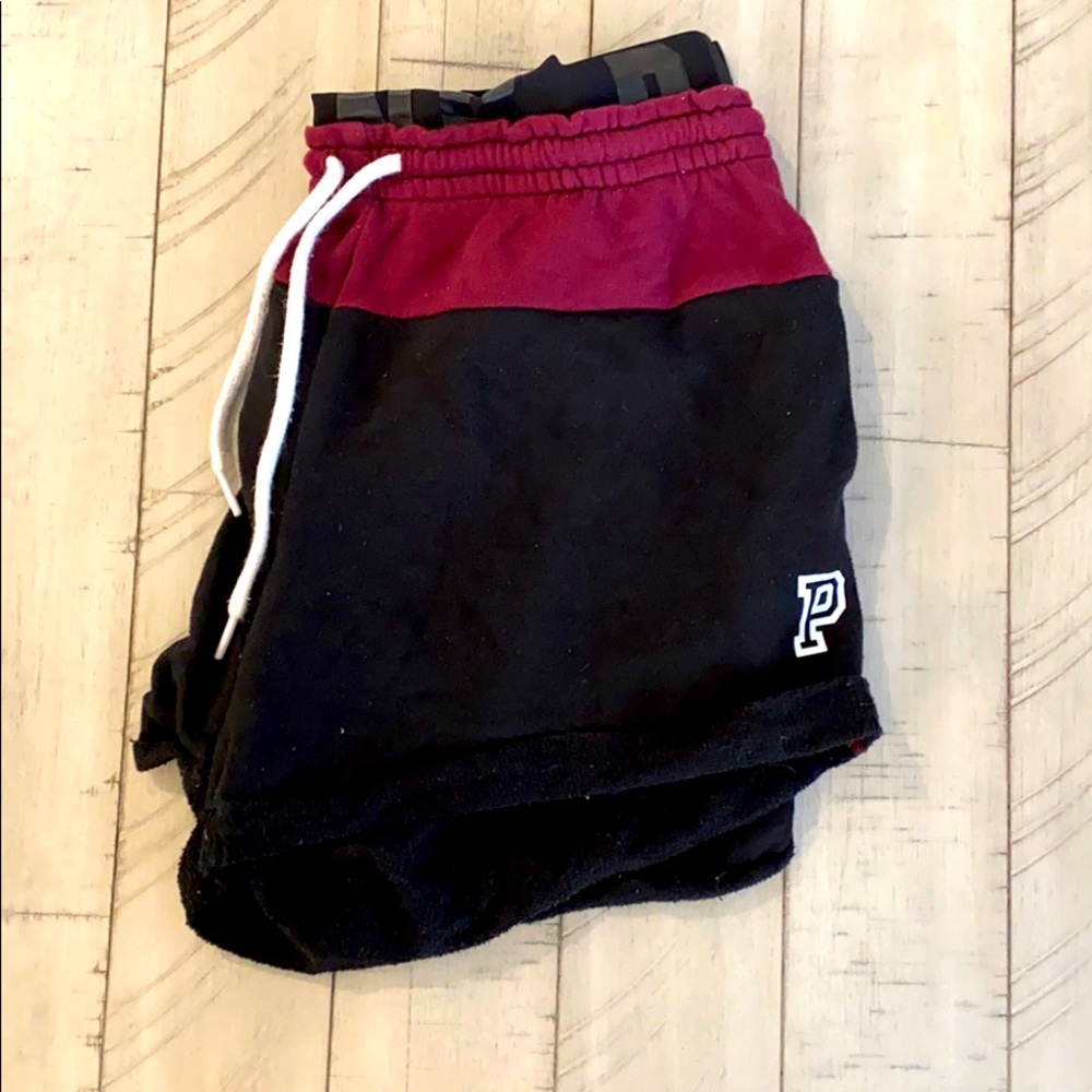 Woman’s PINK shorts